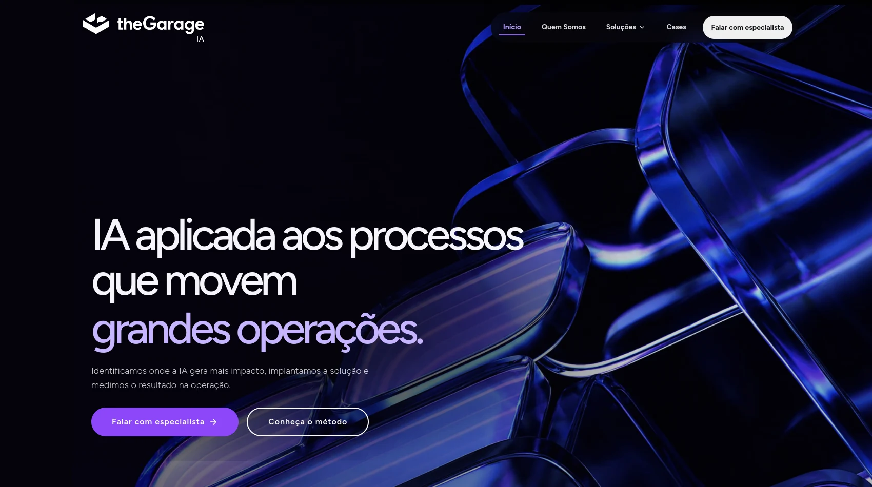 Imagem da homepage do Garage IA, com um sistema visual escuro e seu título empresarial de IA.